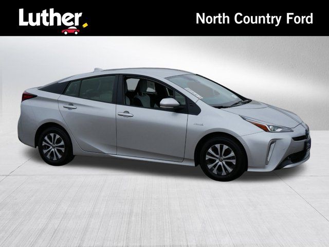 2021 Toyota Prius XLE