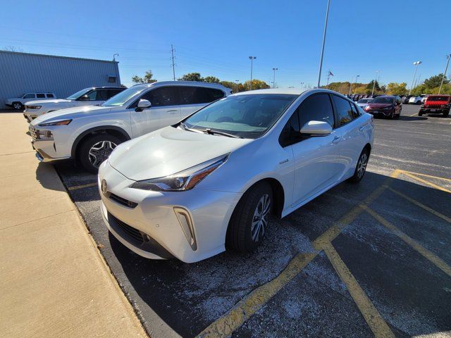 2021 Toyota Prius XLE