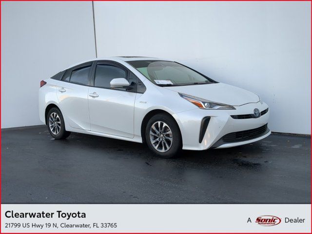 2021 Toyota Prius XLE