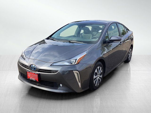 2021 Toyota Prius XLE