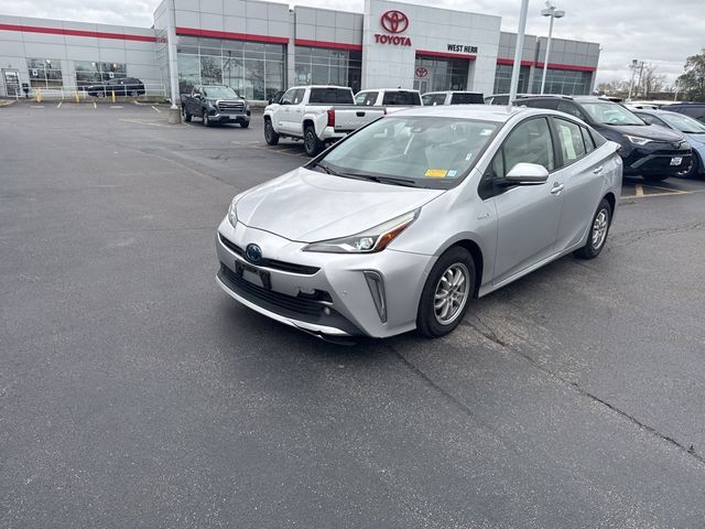 2021 Toyota Prius XLE