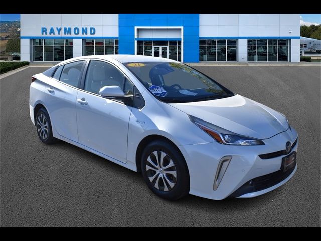 2021 Toyota Prius XLE