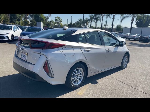 2021 Toyota Prius Prime LE