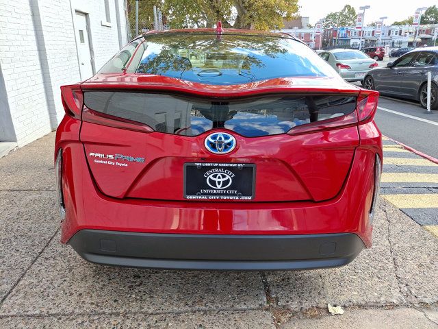 2021 Toyota Prius Prime LE