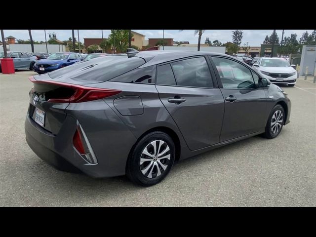 2021 Toyota Prius Prime LE