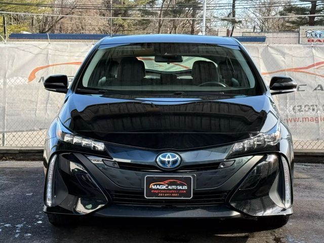 2021 Toyota Prius Prime LE