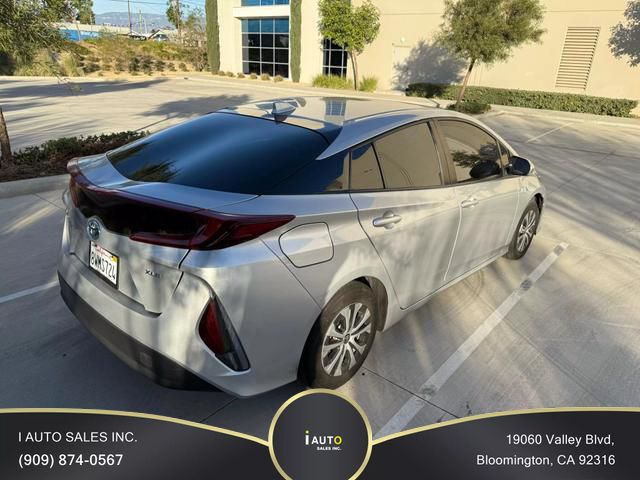 2021 Toyota Prius Prime LE