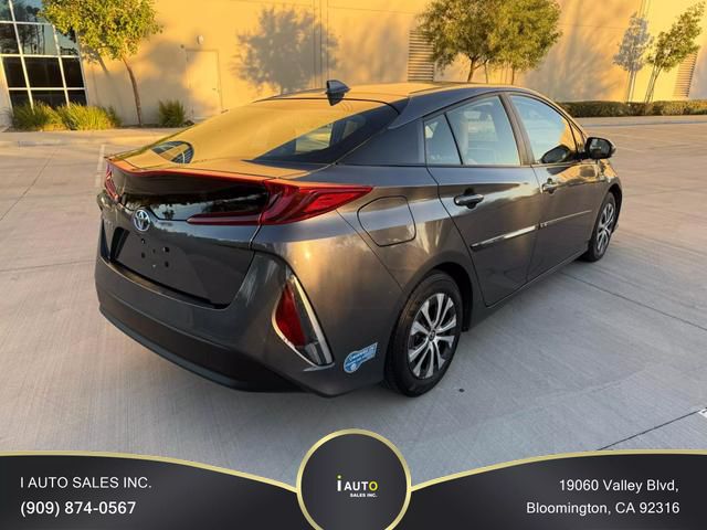 2021 Toyota Prius Prime LE