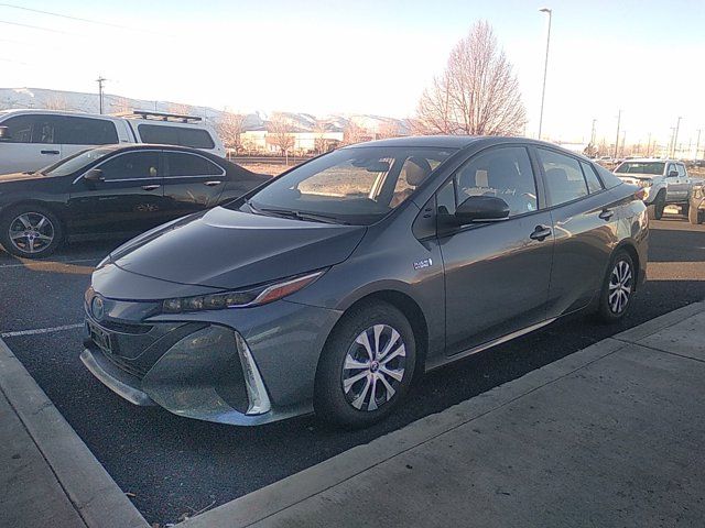 2021 Toyota Prius Prime LE