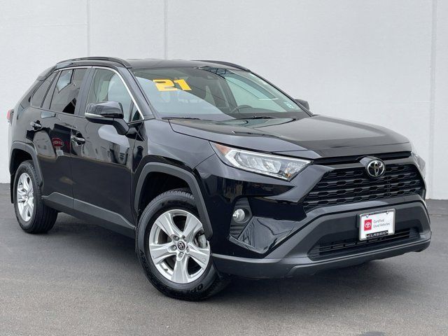 2021 Toyota RAV4 XLE