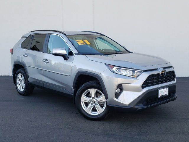 2021 Toyota RAV4 XLE