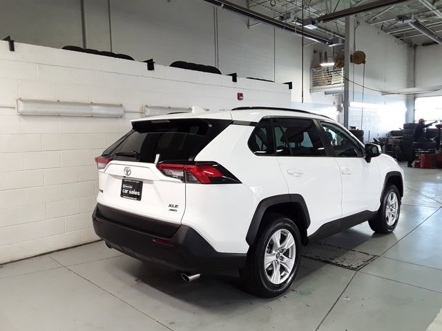 2021 Toyota RAV4 XLE