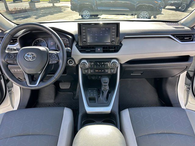 2021 Toyota RAV4 XLE