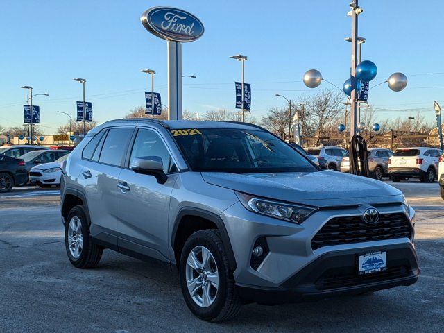 2021 Toyota RAV4 XLE