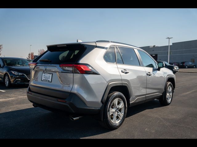 2021 Toyota RAV4 Hybrid XLE