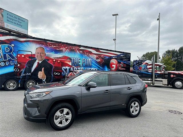 2021 Toyota RAV4 Hybrid XLE