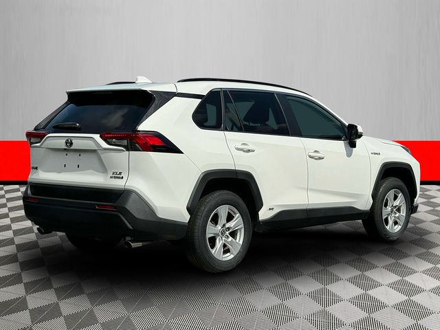 2021 Toyota RAV4 Hybrid XLE