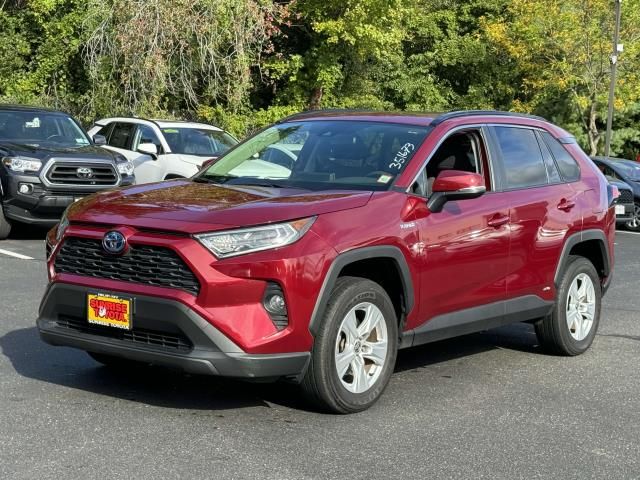 2021 Toyota RAV4 Hybrid XLE