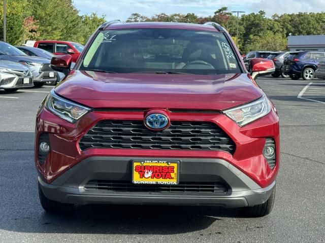 2021 Toyota RAV4 Hybrid XLE