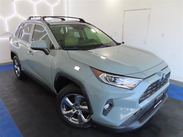 2021 Toyota RAV4 Hybrid XLE Premium