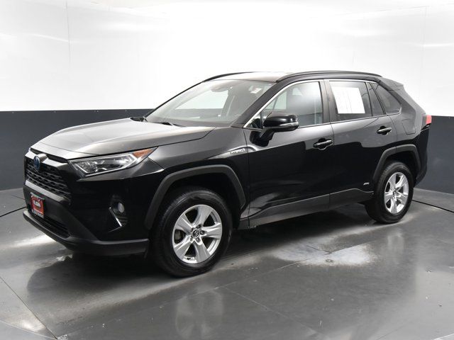 2021 Toyota RAV4 Hybrid XLE