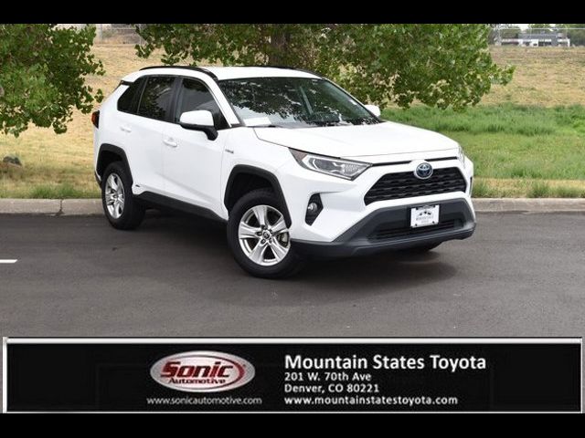 2021 Toyota RAV4 Hybrid XLE