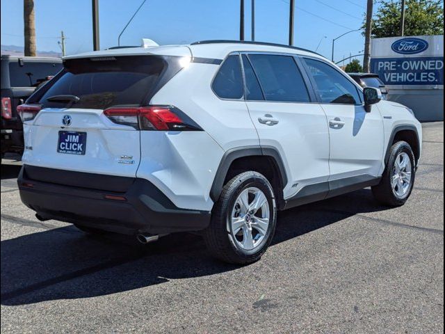 2021 Toyota RAV4 Hybrid XLE