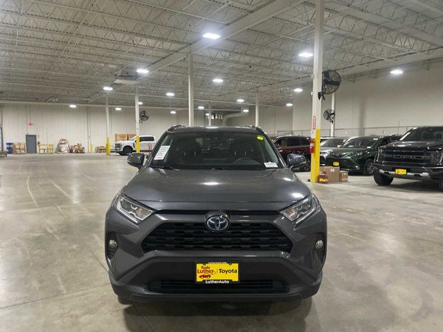 2021 Toyota RAV4 Hybrid XLE