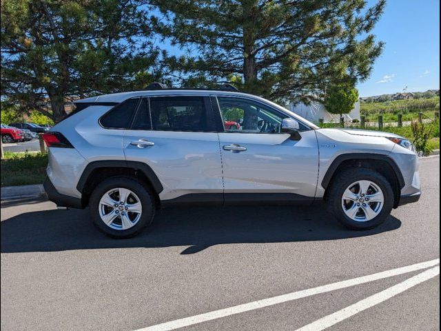 2021 Toyota RAV4 Hybrid XLE