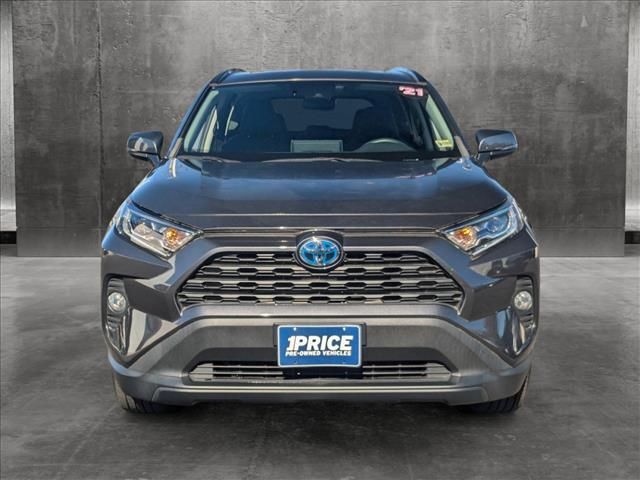 2021 Toyota RAV4 Hybrid XLE