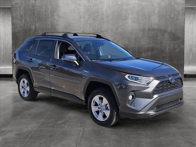 2021 Toyota RAV4 Hybrid XLE