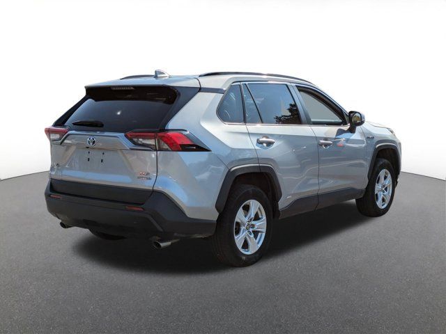 2021 Toyota RAV4 Hybrid XLE