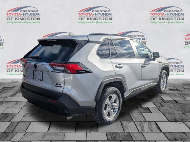 2021 Toyota RAV4 Hybrid XLE