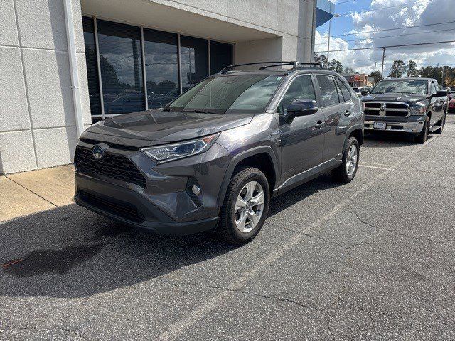 2021 Toyota RAV4 Hybrid XLE