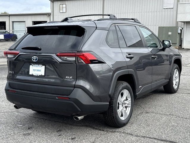 2021 Toyota RAV4 Hybrid XLE