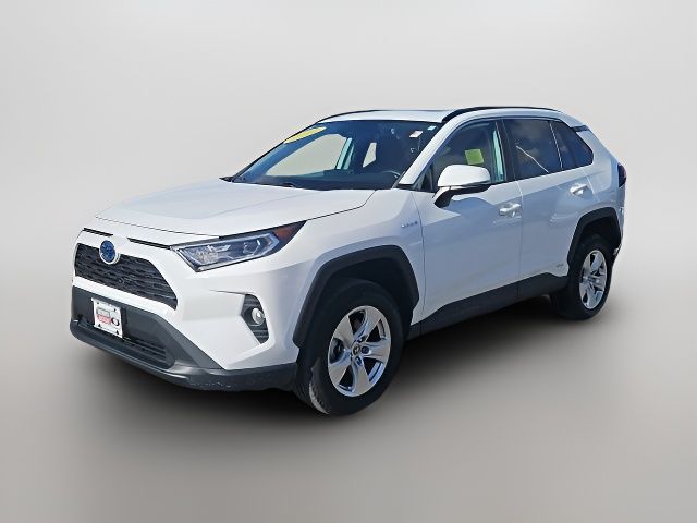 2021 Toyota RAV4 Hybrid XLE