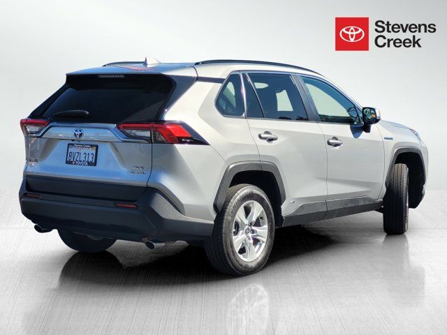 2021 Toyota RAV4 Hybrid XLE