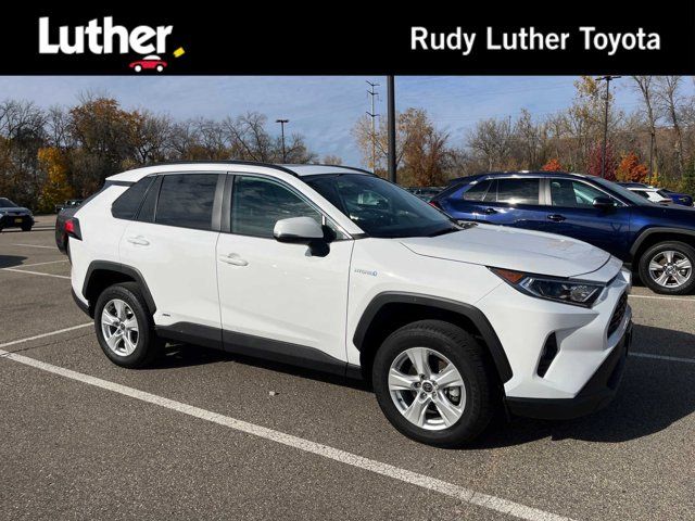 2021 Toyota RAV4 Hybrid XLE