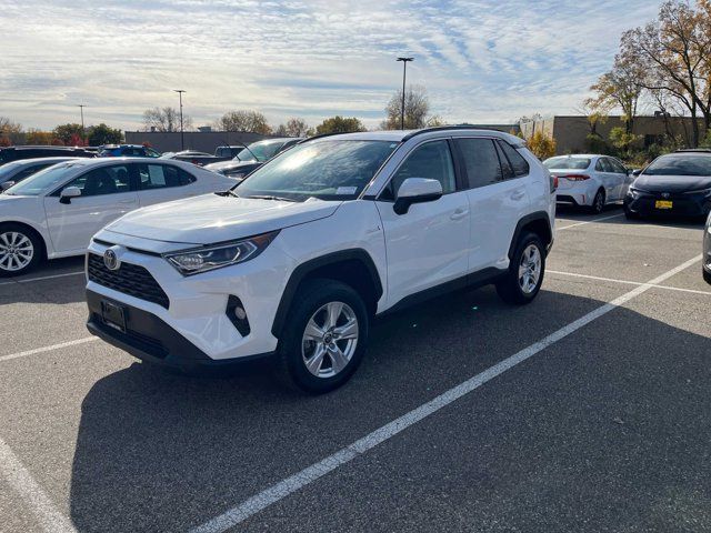 2021 Toyota RAV4 Hybrid XLE