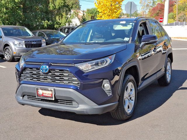 2021 Toyota RAV4 Hybrid XLE