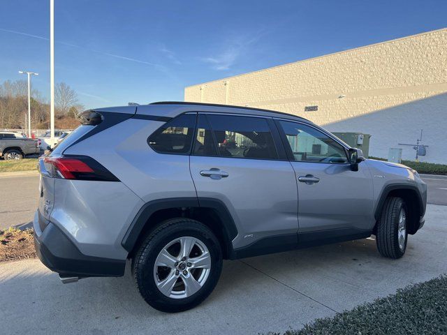 2021 Toyota RAV4 Hybrid XLE