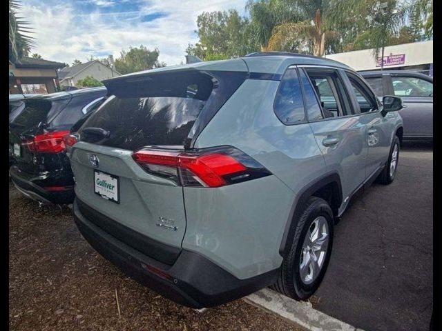 2021 Toyota RAV4 Hybrid XLE