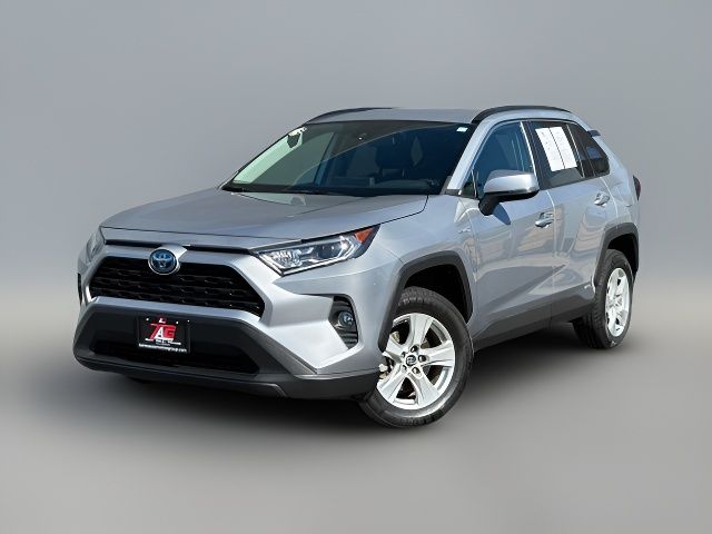 2021 Toyota RAV4 Hybrid XLE
