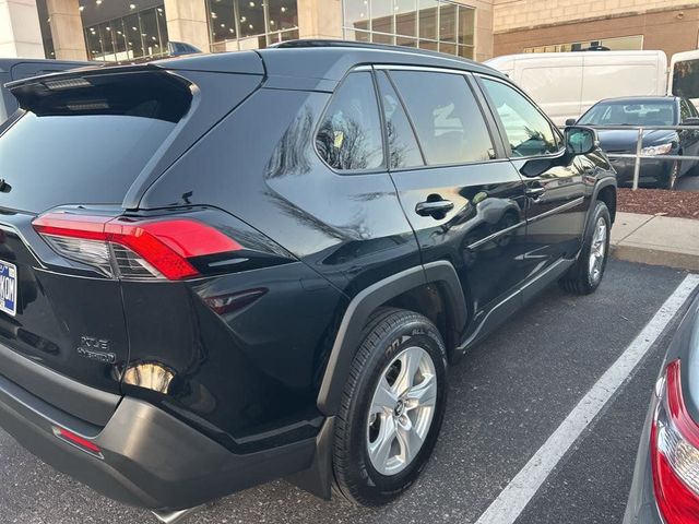 2021 Toyota RAV4 Hybrid XLE