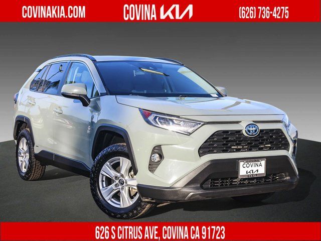 2021 Toyota RAV4 Hybrid XLE