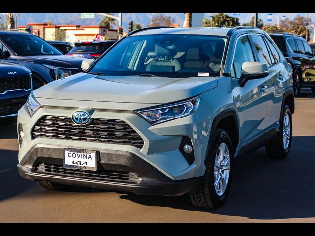 2021 Toyota RAV4 Hybrid XLE