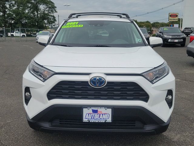 2021 Toyota RAV4 Hybrid XLE