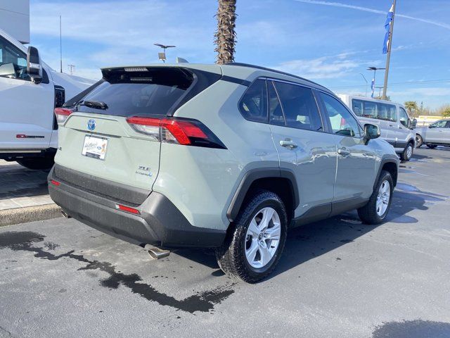 2021 Toyota RAV4 Hybrid XLE