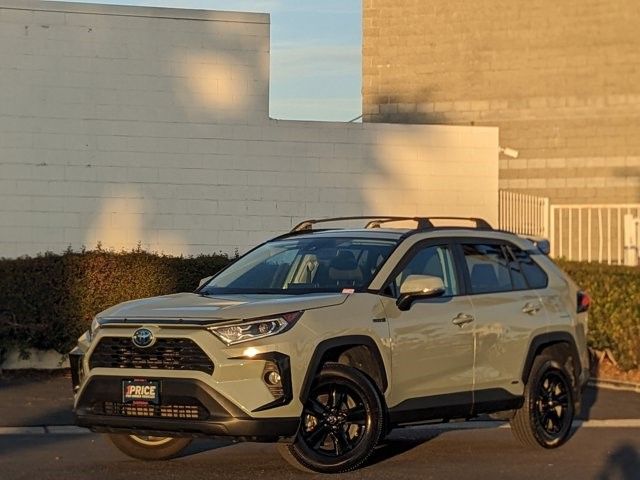 2021 Toyota RAV4 Hybrid XLE