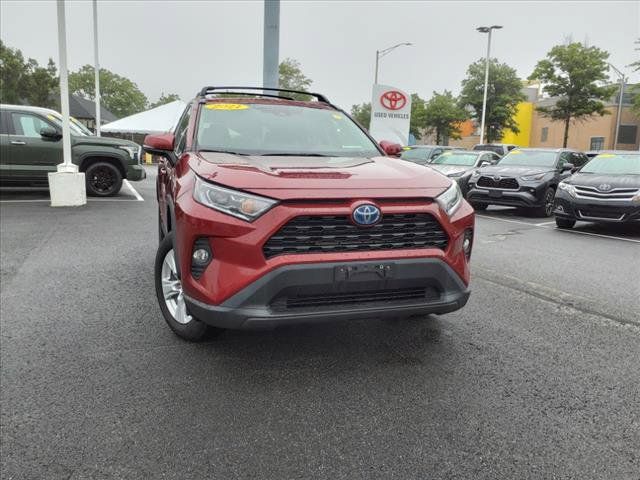 2021 Toyota RAV4 Hybrid XLE